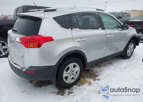 2015 Toyota Rav4 Le из США, поврежденный, VIN 2T3BFREV1FW347714